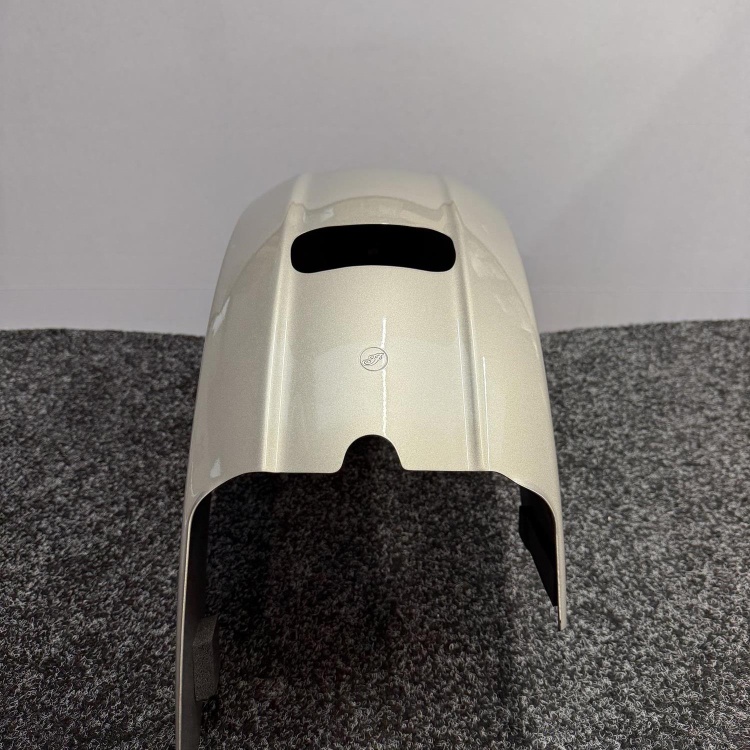 Indian Scout rear fender / mudguard in silver quartz metallic